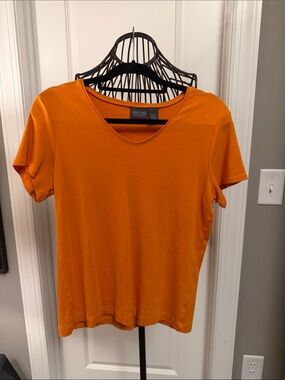 Chico's Vivid Orange Short Sleeve Scoop Neck Tee
